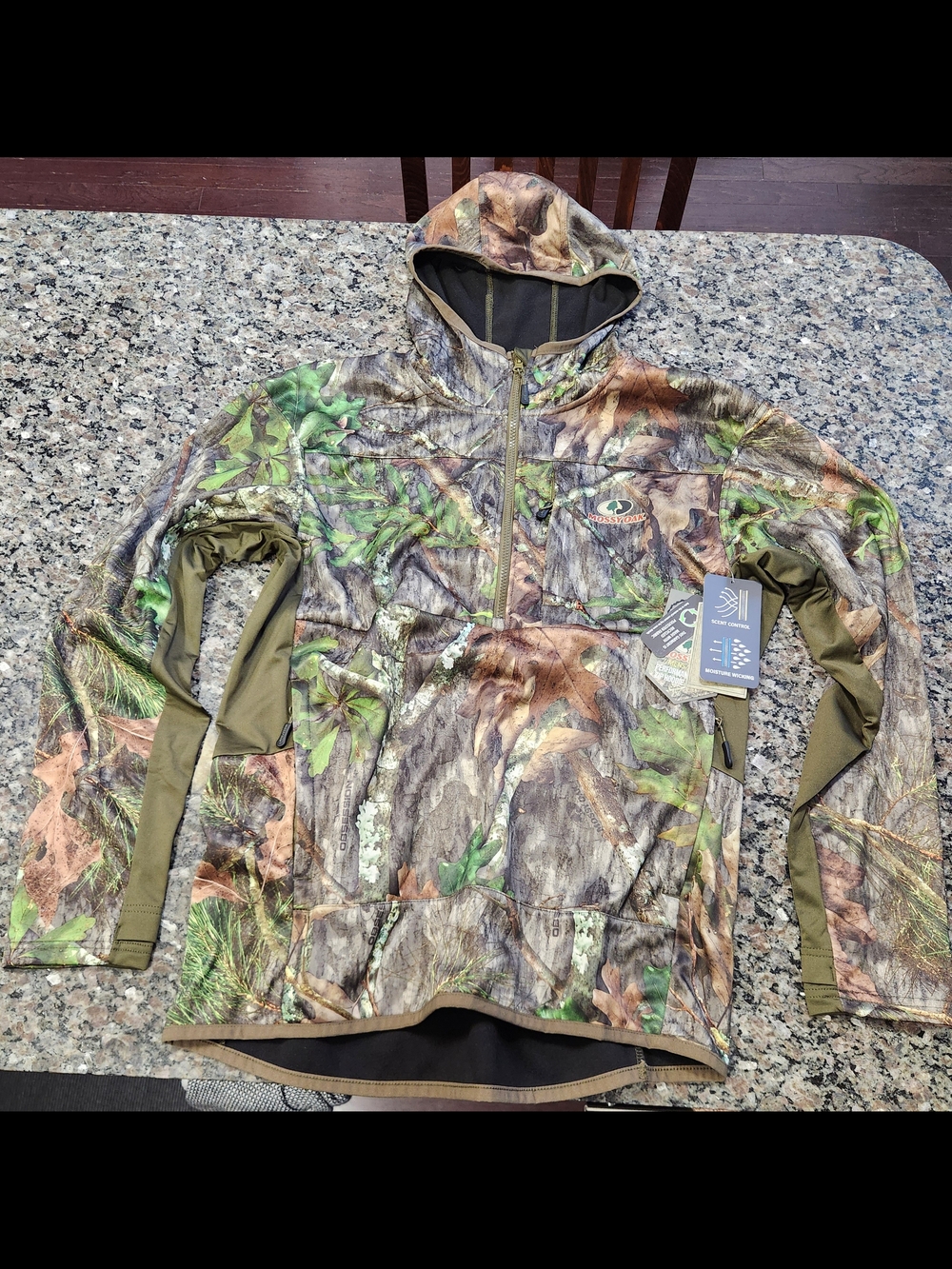 Mossy Oak Obsession Camo Performance Quarter Zip Hoodie